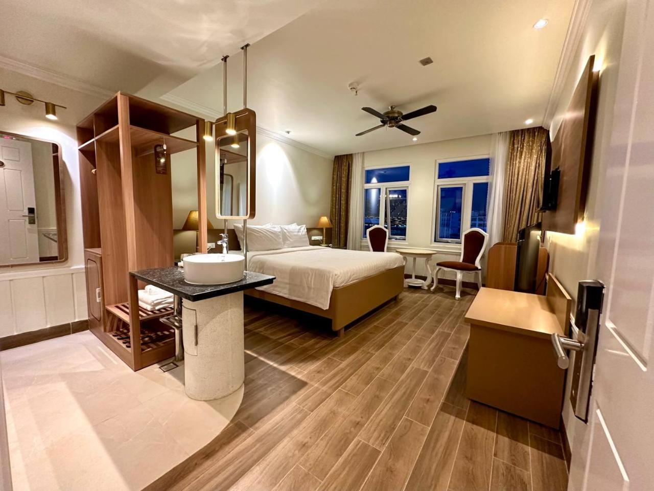 Tulip Hotel 2 Да Лат Екстериор снимка