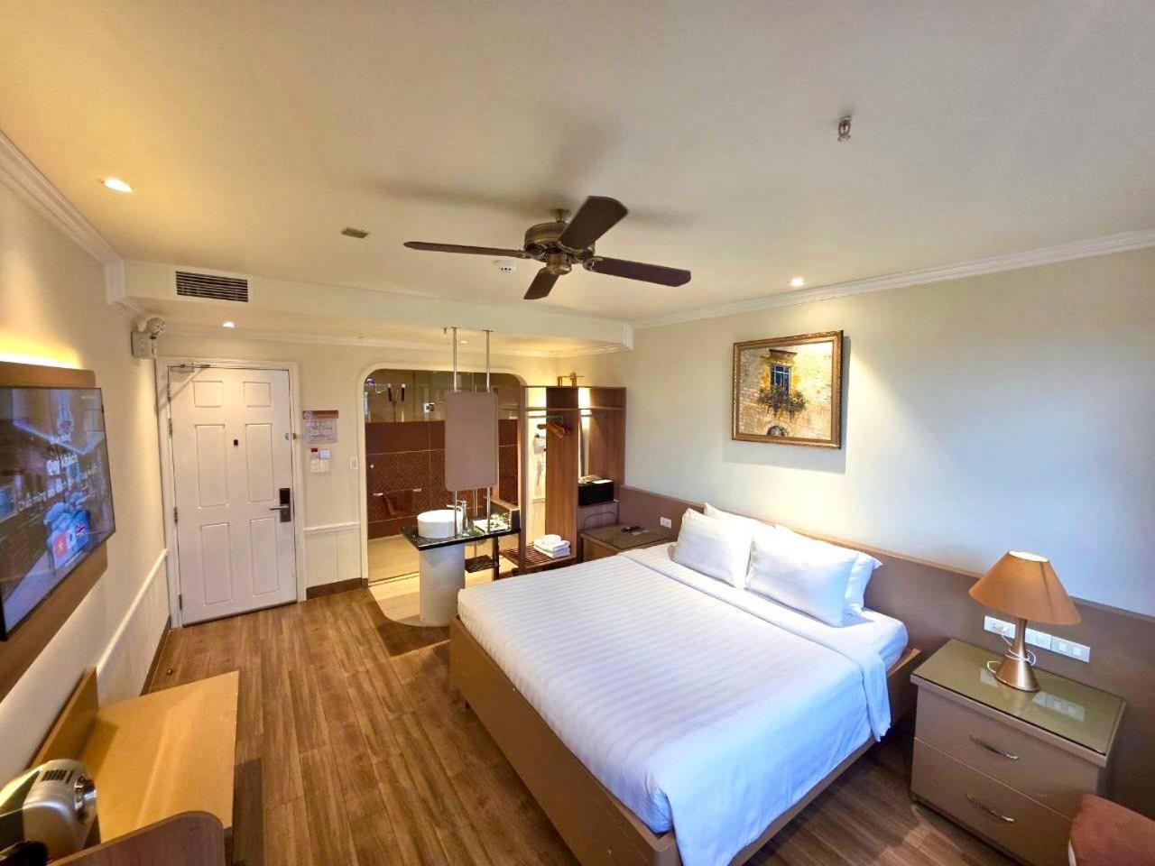 Tulip Hotel 2 Да Лат Екстериор снимка